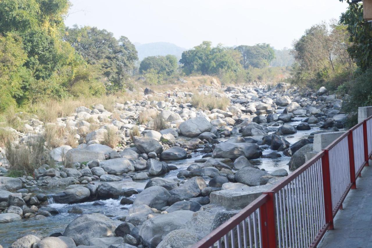 Hotel River Retreat Kangra Extérieur photo